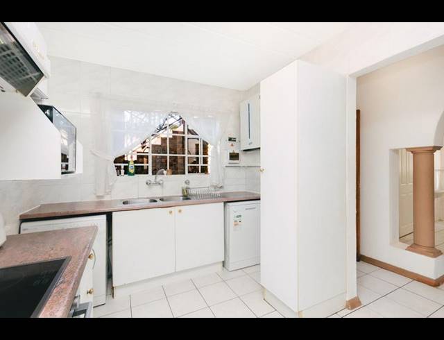 2 BEDROOM APARTMENT FOR SALE IN NORTHGATE
